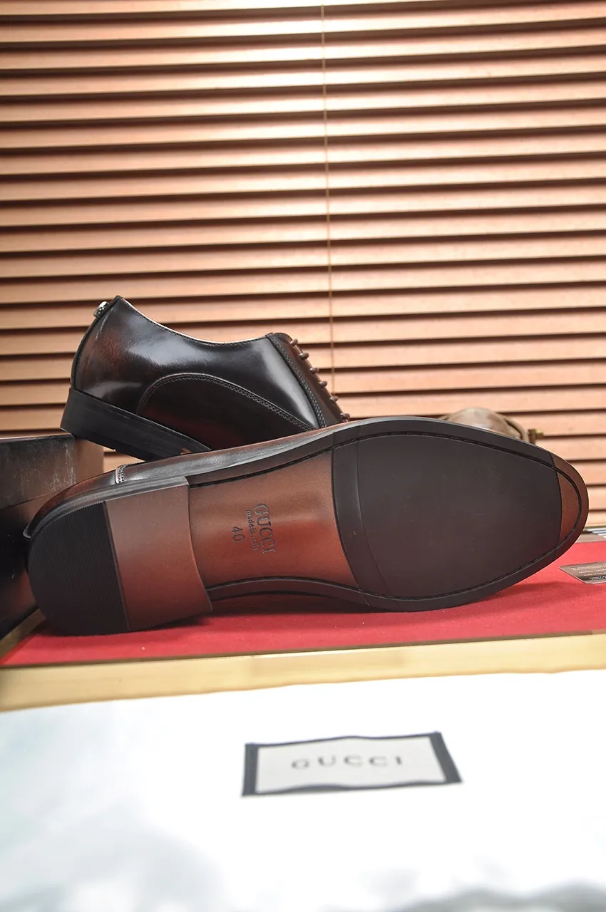 Men's shoes💰500💶Italy's top luxury men's shoe giant (GUCCI) (Gucci) (full cowhide lining) new arrival🍃Original European style🔰 Pleasant to the eye😍In order to make the shoes more durable and non-deformable🌀The production continues to follow traditional methods but there is still no lack of innovation💪Choose original sheepskin for the leather♻️ Smooth and natural And extra bright ⭐Made of imported cowhide, the first choice of rich people 38-45 (45 customized)
